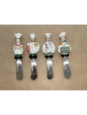 Set of 4 Chef Cheese spreading knives